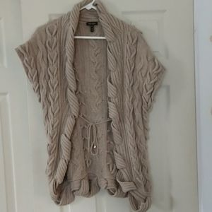 Escada knit vest